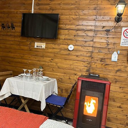Lo Chalet Del Relax Carrara Exterior photo